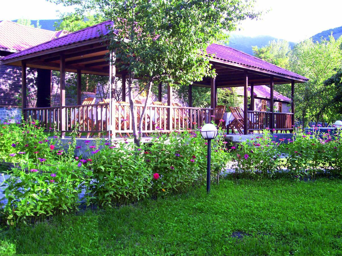 Kish Adasi Sheki Exterior foto